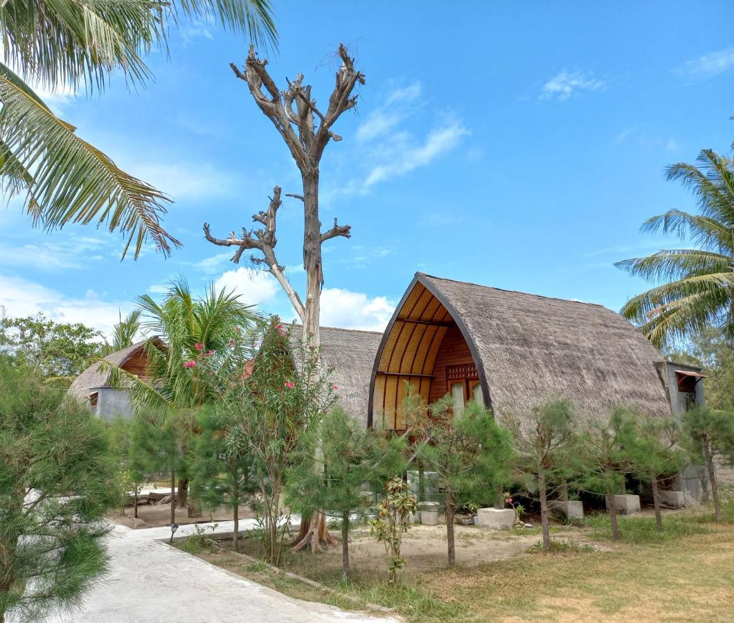 Nusa Indah Bungalows Гили-Эйр Экстерьер фото