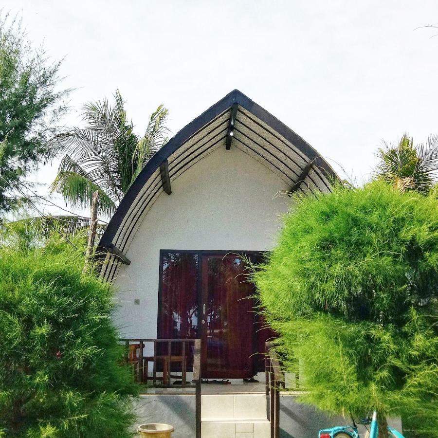 Nusa Indah Bungalows Гили-Эйр Экстерьер фото